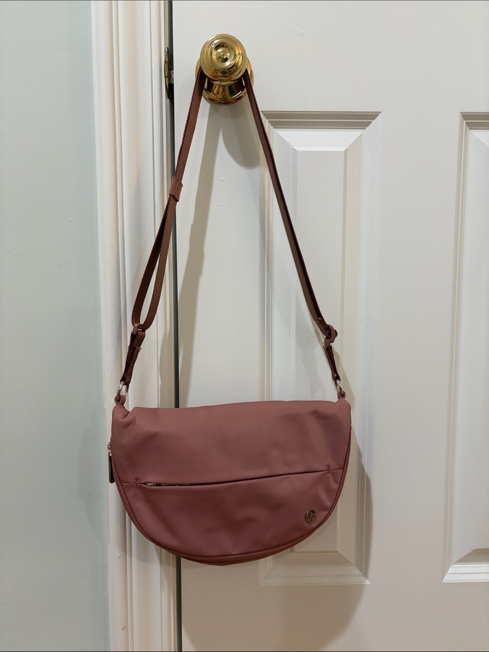 lululemon athletica Rose Mauve Shoulder Bag